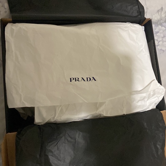 PRADA collision men’s sneakers - Picture 11 of 12